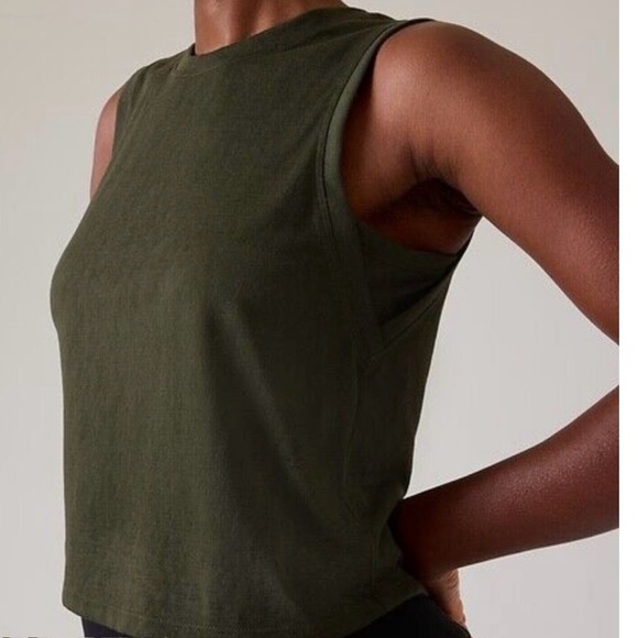 Athleta breezy muscle tank - Picture 2 of 4